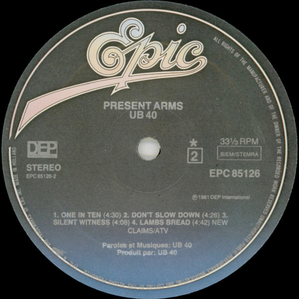 UB40 – Present Arms (lp+7") - Afbeelding 4